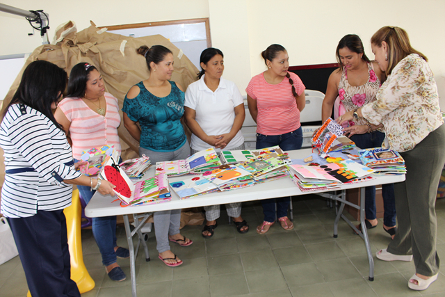 Culmina taller táctil en Escuela de Ciegos Helen Keller