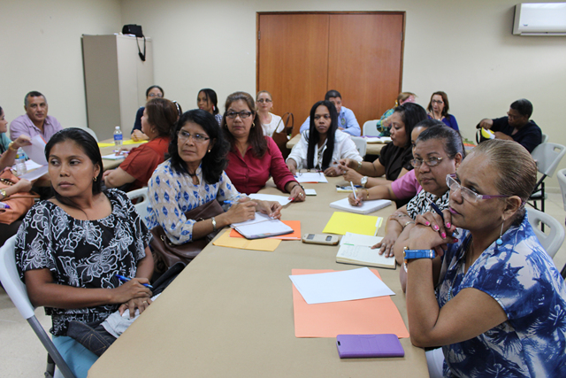 Docentes buscan cohesionar apoyos significativos para estudiantes con Retos Múltiples