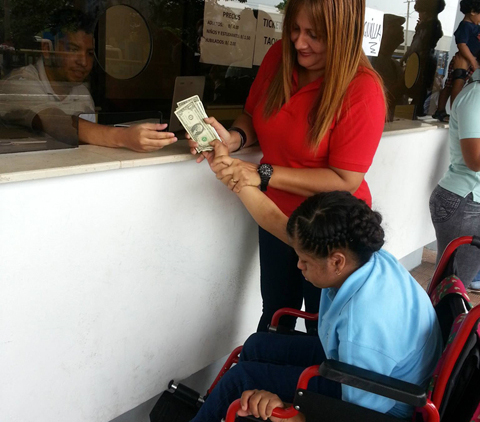 Gira educativa de estudiantes de Parálisis Cerebral