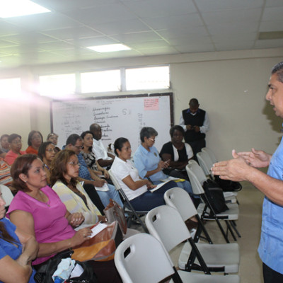 con-5-ea9d09f6ae044780dfe74e5b9b996d5d.jpg