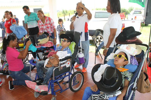 Programa de Parálisis Cerebral festeja “Día del Niño”