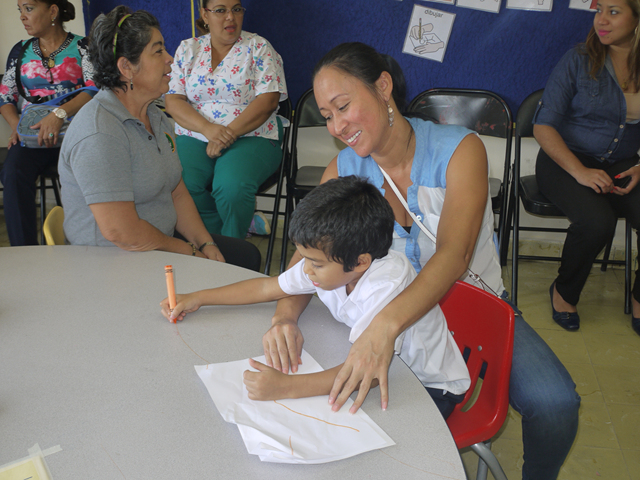 En IPHE de David: “Escuela de Familias para el fortalecimiento educativo de los estudiantes con Autismo”