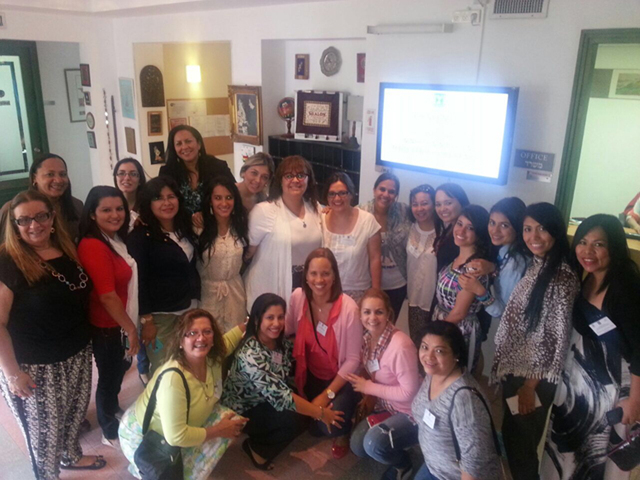 Docentes del IPHE participan en seminario internacional