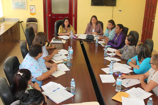 Personal técnico  y médico coordina acciones para fortalecer atención a usuarios