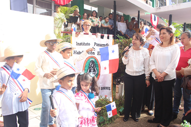 IPHE da la bienvenida a "Noviembre el Mes de la Patria"