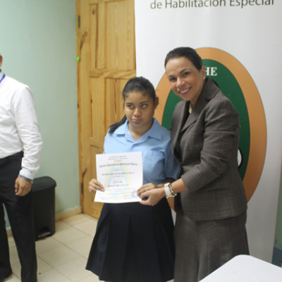 gradchp-15-220a093310ec7a3c2694a8a59d042996.jpg