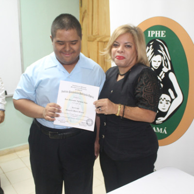 gradchp-16-220a093310ec7a3c2694a8a59d042996.jpg