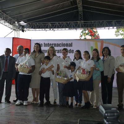 diadiscap-2-739da3df715acaa312759bd2f0c8095c.jpg