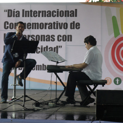 diadiscap-4-25e5b8252e2aa9f6123db266069280be.jpg