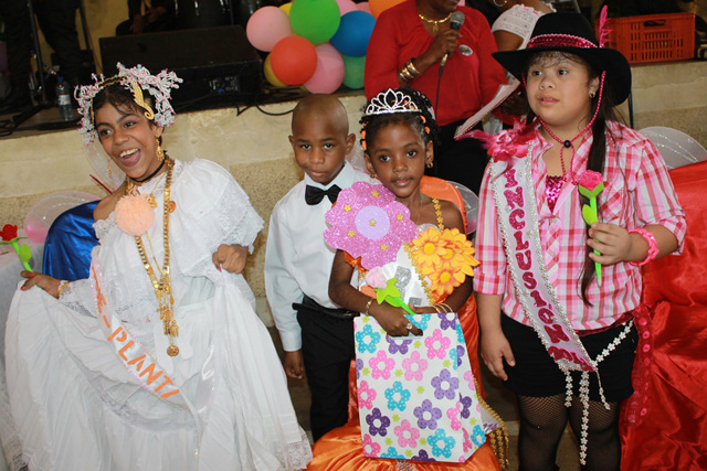 IPHE de Colón celebró su 45 aniversario de fundación