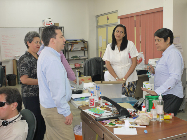 Director de Corporación Discapacidad Colombia visita el IPHE