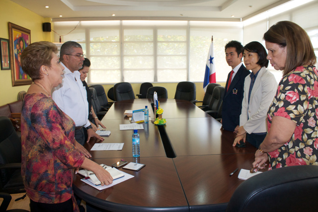 JICA presenta voluntario japonés para RBC-IPHE