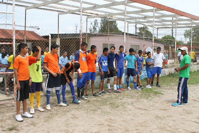 Día deportivo por aniversario del IPHE de Penonomé