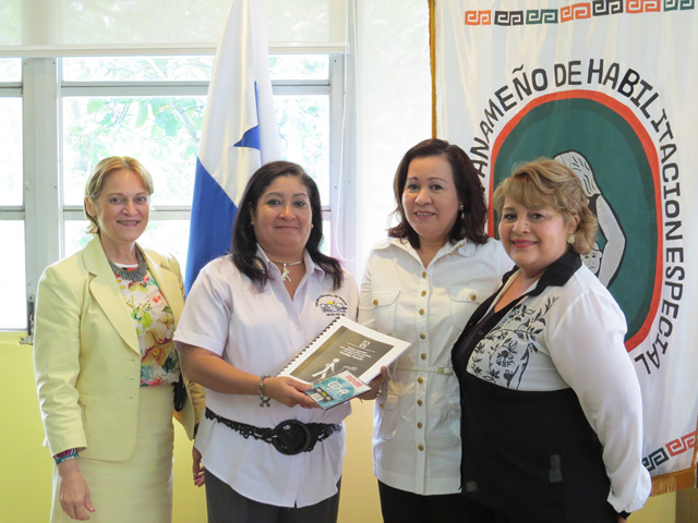 Especialistas presentan Guías y Cartillas Informáticas