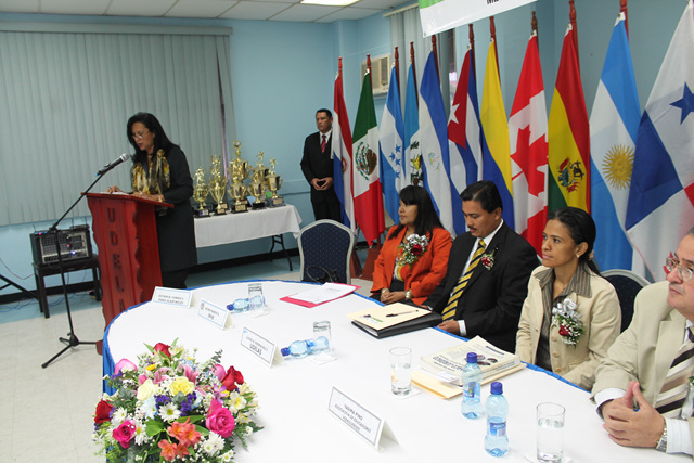 Realizan simposio sobre acreditaciones