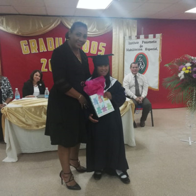03-6d5cc0c83cdfac4300fbd916790ee76f.jpg