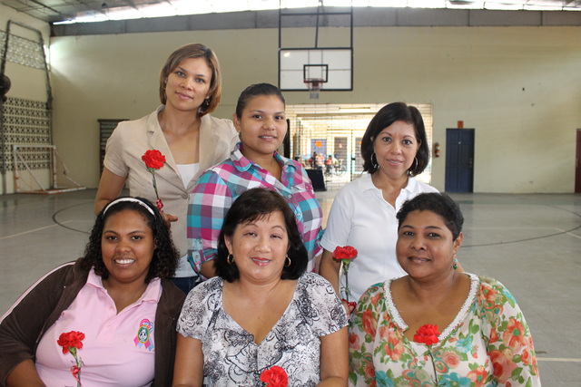 IPHE agasajan a colaboradoras por "Día Internacional de la Mujer"