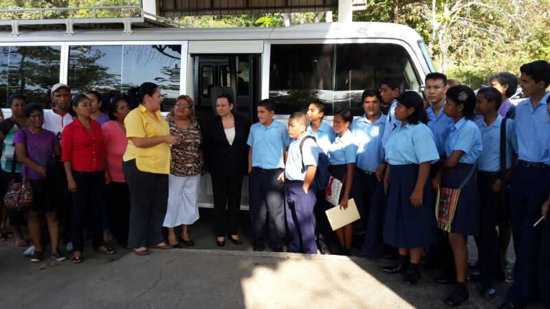 La familia de la EVE, cuenta con nuevo transporte