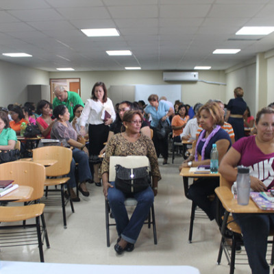 ev-1-1ad1c036ef8d8c37d305b1028d281878.jpg