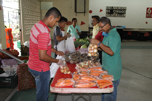 Gran “Jumbo feria” institucional
