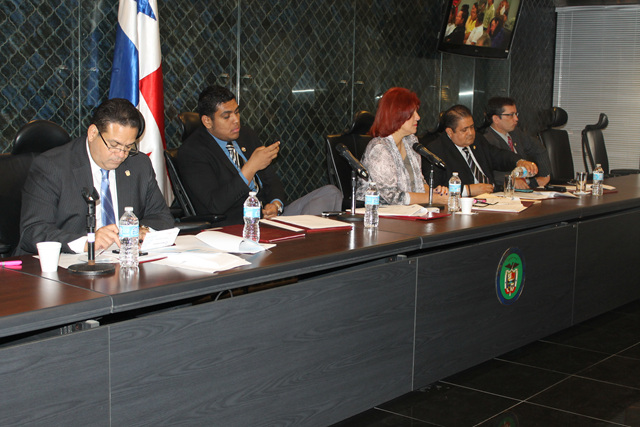 Consideran en Primer debate Proyecto de Ley N. 626
