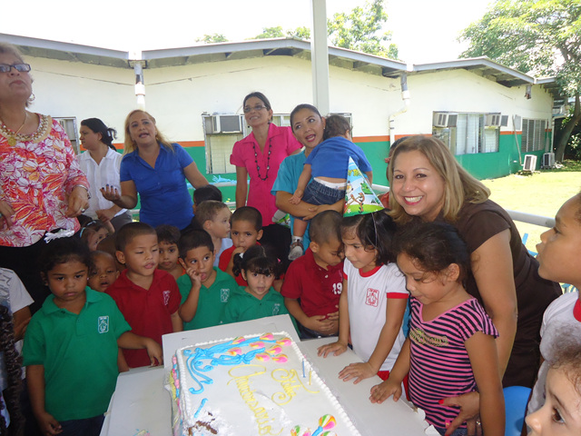 Escuela Nacional de Sordos celebró 62 años de constante labor