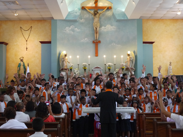 Coro del IPHE se fusiona  con el  de Costa Rica