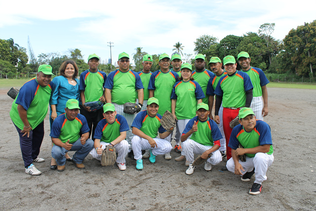 Confraternidad entre colaboradores del IPHE y la UP