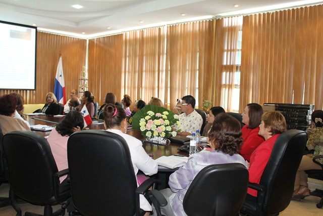Extensión del IPHE en Panamá Oeste presenta informe