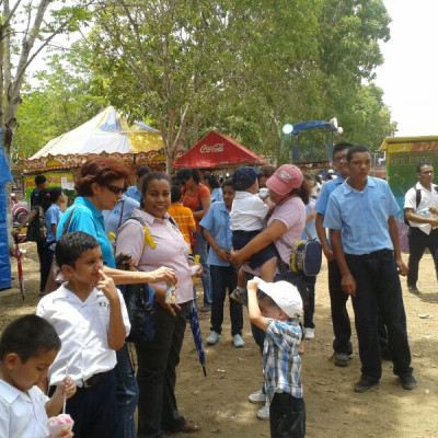 azuer-6-00d906004709a580c36c75e751f607af.jpg