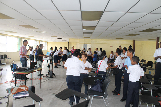 Coro institucional sigue superando las expectativas
