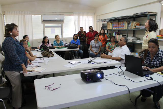 Escuela de Ciegos realiza reunión de coordinación evaluativa  