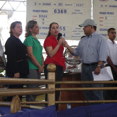 P1390860-6929afb9d9faf70fb5e69beda97a2c22.jpg