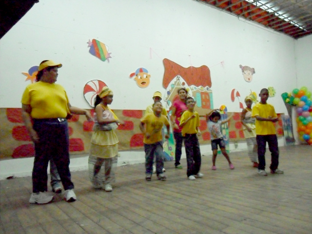 Escuela de Sordos celebró 60 años de funcionamiento