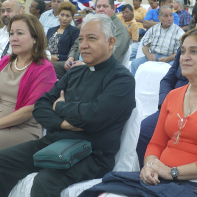 retaller-7-57ab464f551707a9aea9d4c64c06a270.jpg