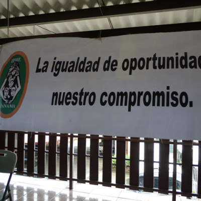 col-1-08ef69364d9696236db9dc2b53667e70.jpg