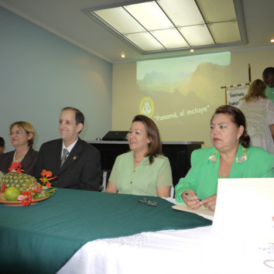 verde-aa0b84ea2f62abf6d93bb2f7df8119e7.jpg