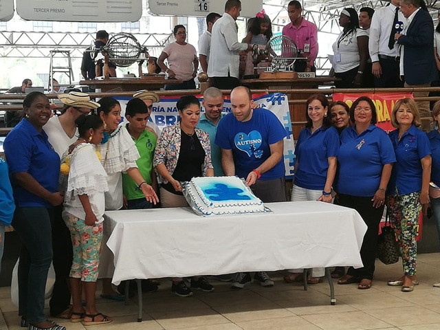 IPHE participa en Feria de Concienciación sobre el Autismo