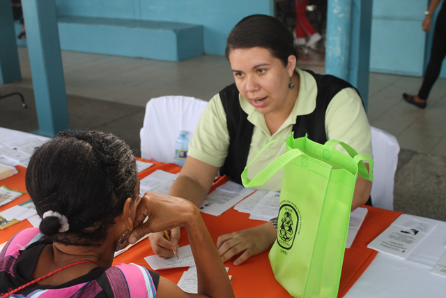 Técnicos del IPHE brindan atención en Feria Interinstitucional