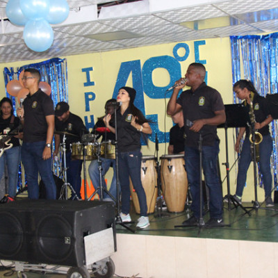 IMG_4769-f66ab1d58d6d6de468de379d6288730d.jpg