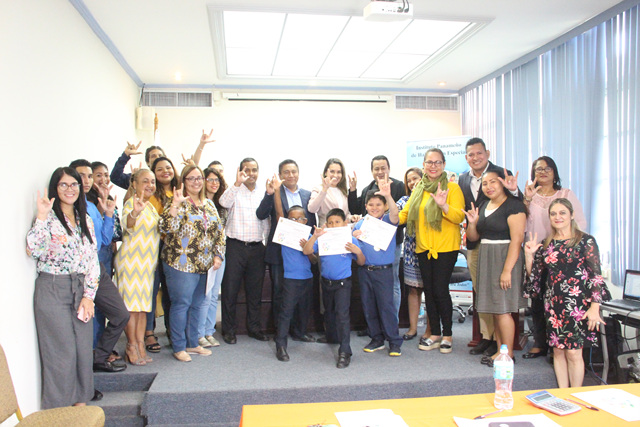  IPHE realiza el primer concurso de ortografía de deletreo manual