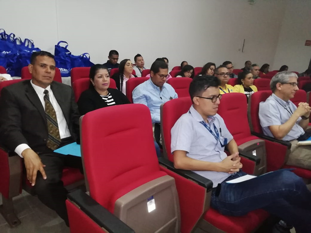  ANTAI capacita en manejo de sitios web a oficiales de información