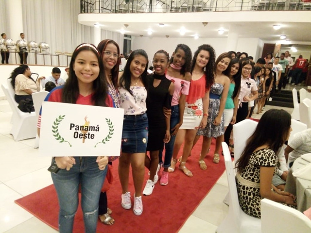 Agasajan a delegaciones estudiantiles que participan de la gala nacional “El Arte Incluye”