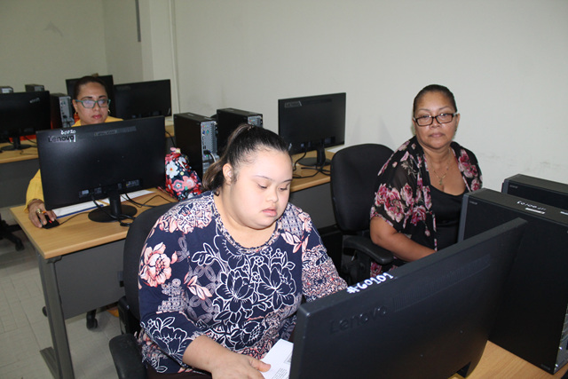  Capacitan a colaboradores de Recursos Humanos del IPHE en manejo de herramienta Excel
