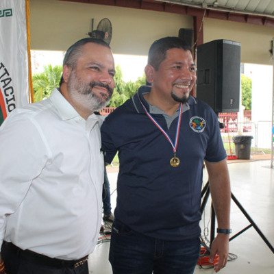 IMG_6677-bfb2b6cbd7aa784b5bbad6adc5a1e602.jpg
