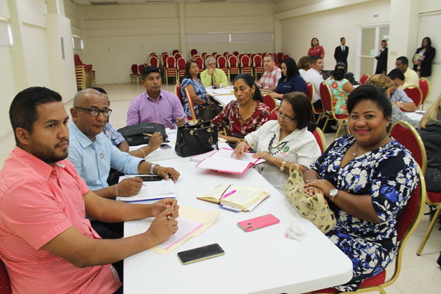 Directivos, administradores y directores de Extensiones, escuelas y programas del IPHE coordinan lineamientos administrativos para el período 2019-2024