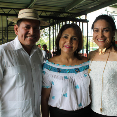 IMG_8372-4816fff1fb96c86357cb367e057194d6.jpg