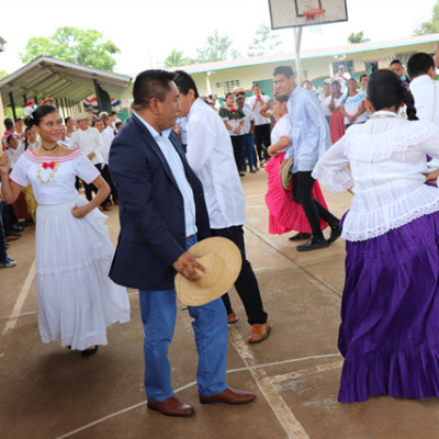 IMG_0462-f2b491e9abd0128f22fd32d71b0bde50.jpg
