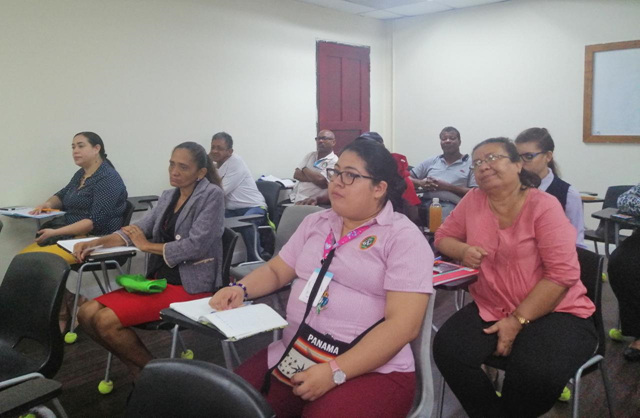 Servidores públicos del IPHE se capacitan en Relaciones Laborales