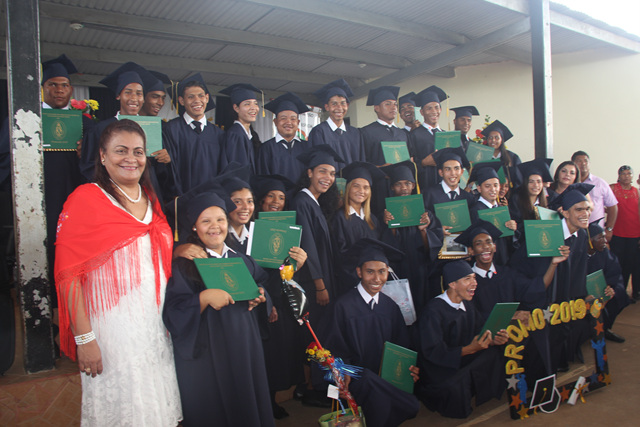 Sesenta y tres estudiantes se gradúan en IPHE de Panamá Oeste